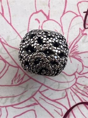 Authentic Pandora Shimmering Lace Charm #791284CZ